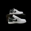 NIKE JORDEN